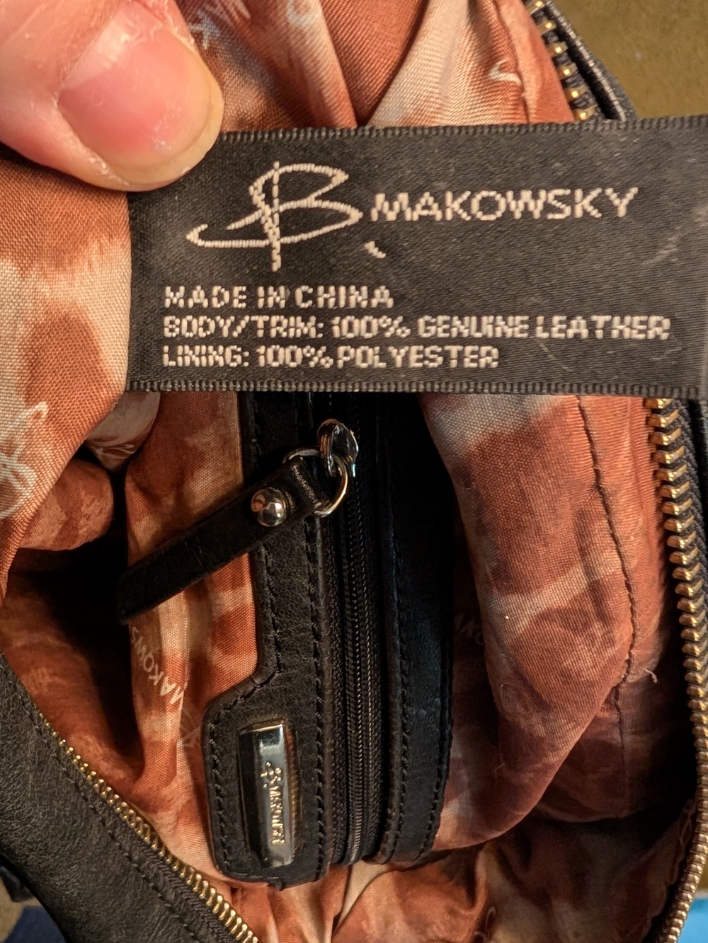 Classic Black Leather Hobo Shoulder Bag - Picture 12 of 13